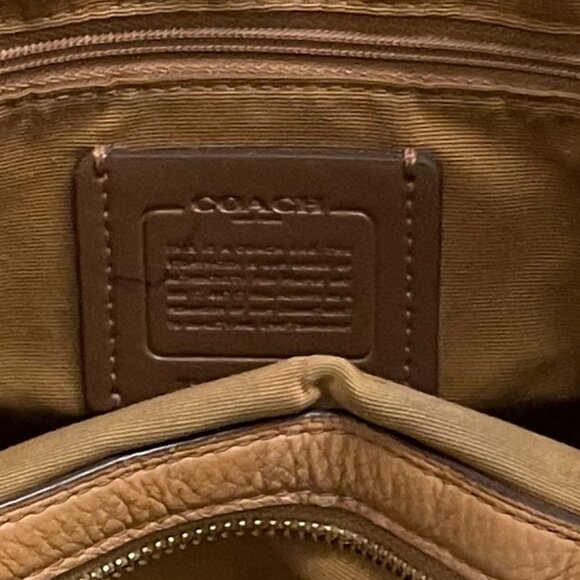 Large Coach, Hallie F80268,Shoulder Bag in Light Saddle Brown - Picture 11 of 16